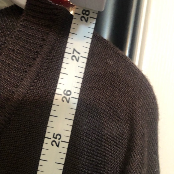 Finity large soft cocoa brown light weight v- neck sweater ,3/4 dolman sleeve - Picture 6 of 6